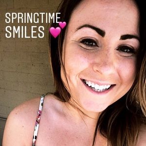 Meet your Posher, Hallie